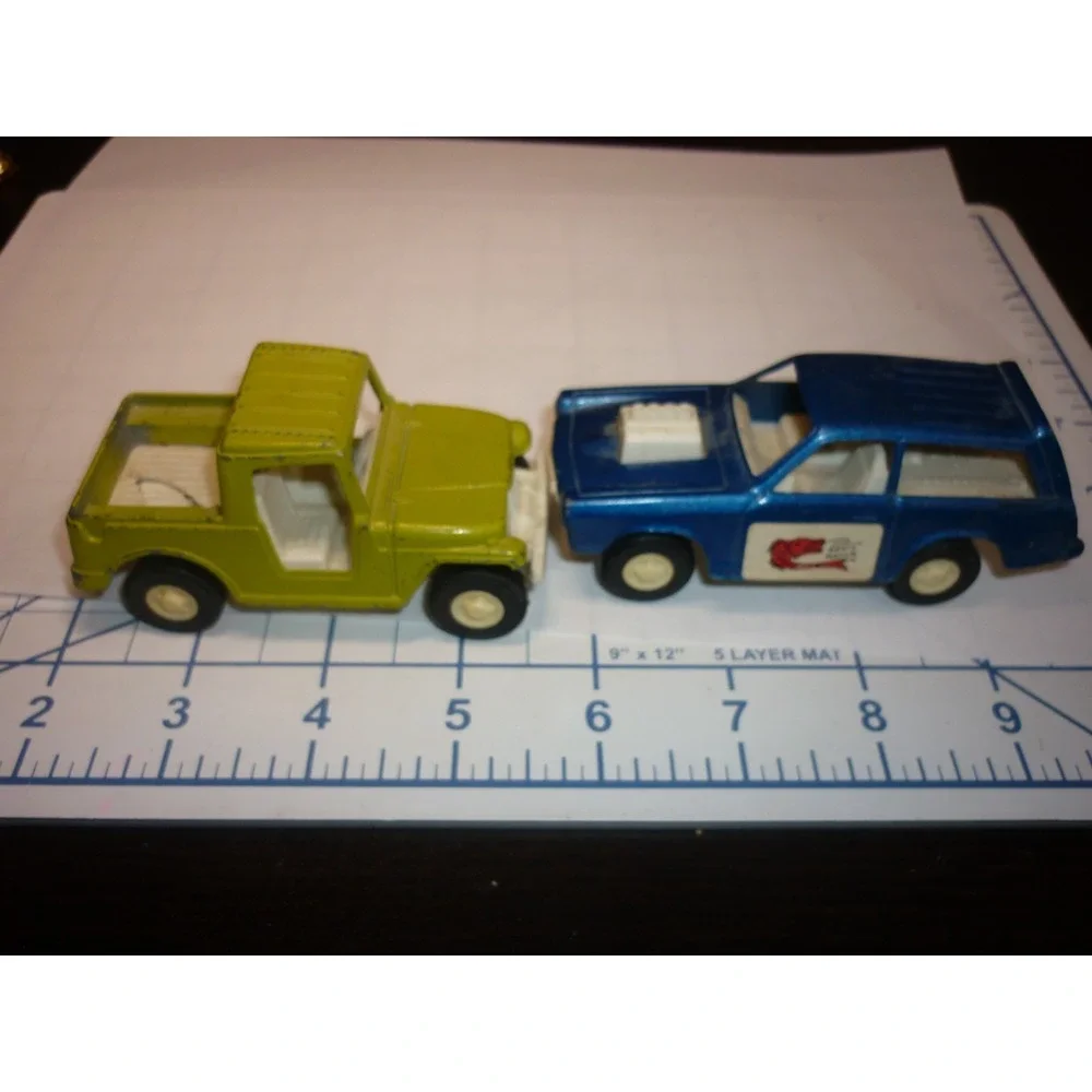 VINTAGE Tootsie Toy Chevy VEGA Blue Station Wagon 1970's & Pickup‎ Truck Lot